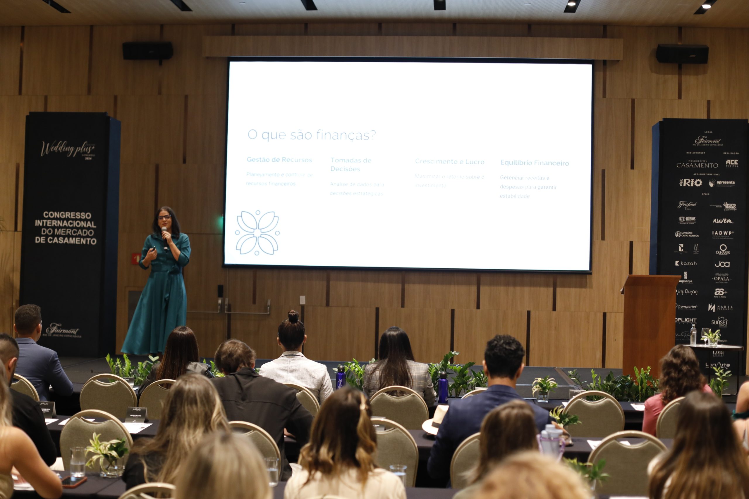 Palestra de Eliana Terrazas na primeira edição do Congresso Internacional Wedding Plus | Foto: AS Mais Foto e Filme