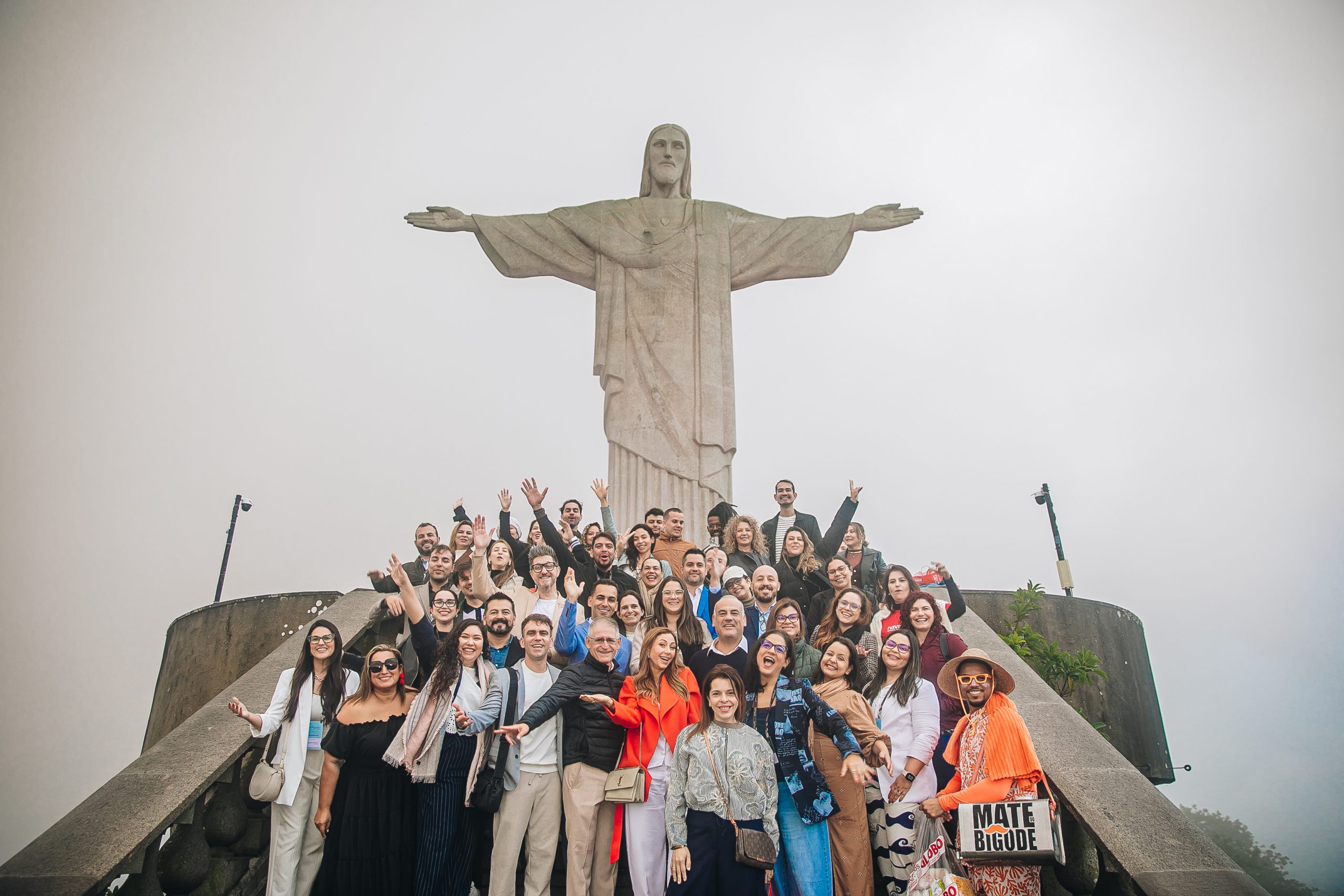 Apoiadores aos pés do Cristo Redentor | Foto: Etyla Fotografia