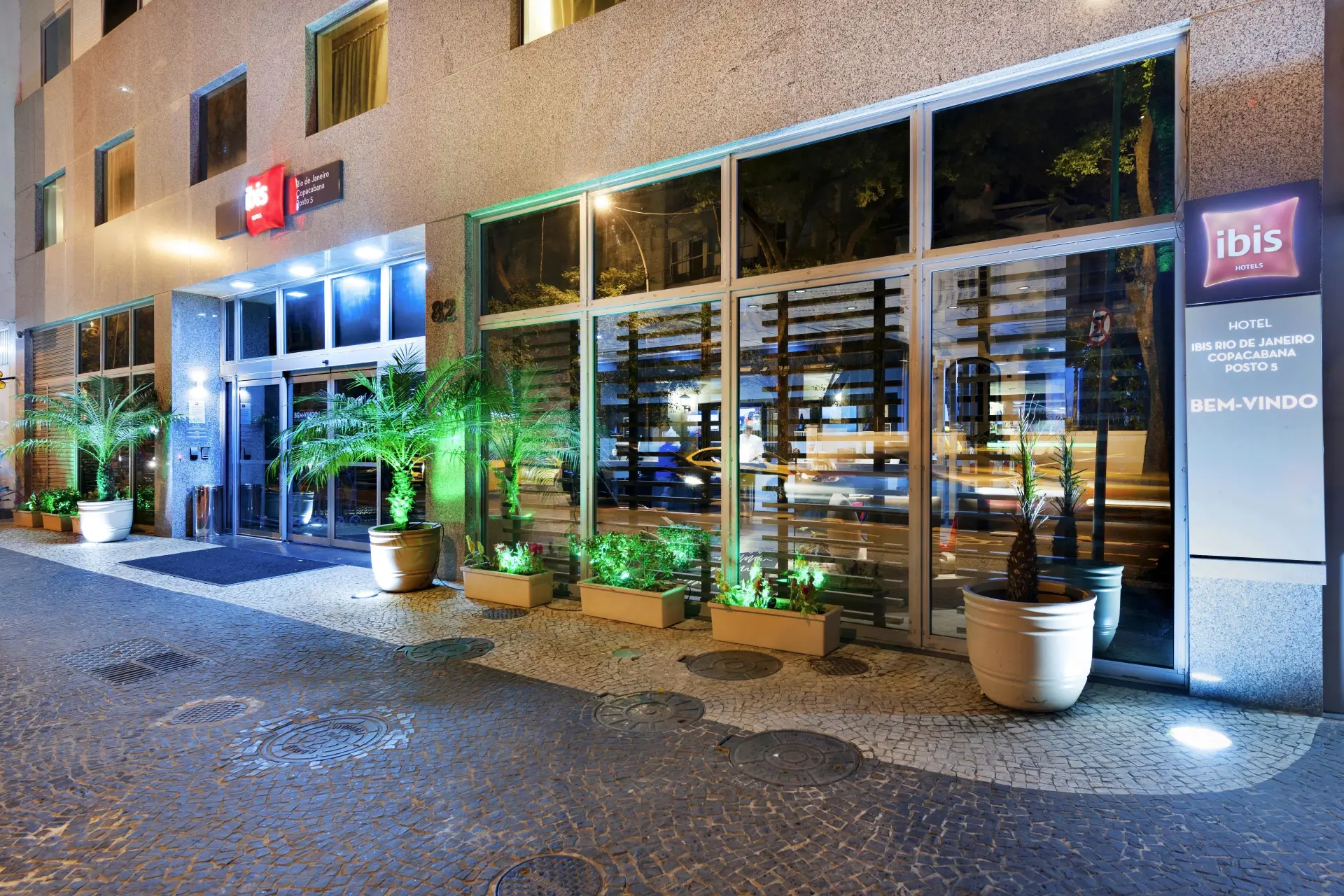 ibis-copacabana-posto5